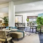 Mercure Saint Quentin 4* موريبا