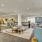 Mercure Saint Quentin 4* موريبا