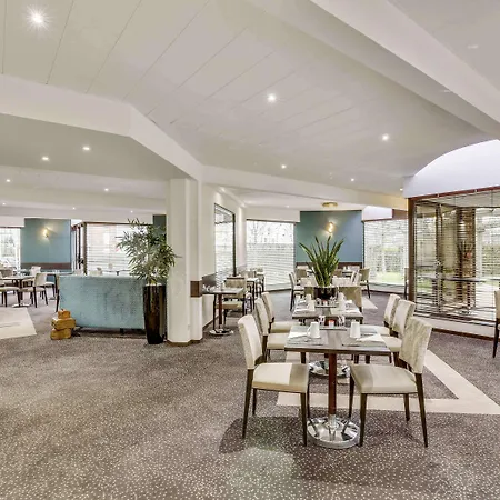 Hotel Mercure Maurepas Saint Quentin