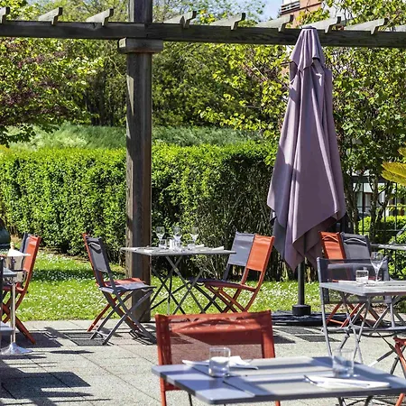 Mercure Saint Quentin 호텔