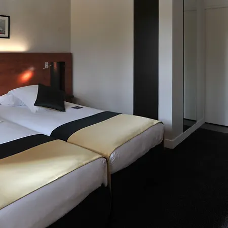 Hotel Mercure Saint Quentin 4*