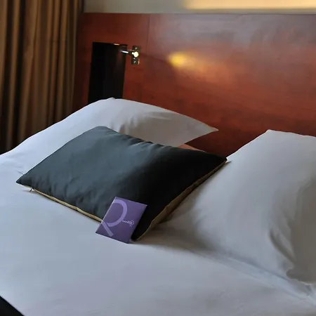 Mercure Saint Quentin 모르파