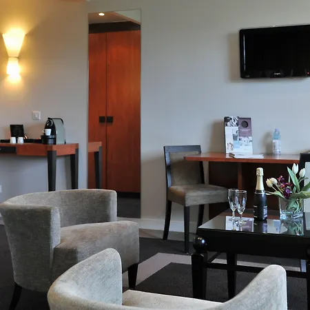 Mercure Saint Quentin 4*