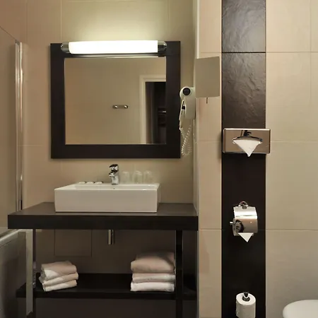 ホテル Mercure Saint Quentin 4*