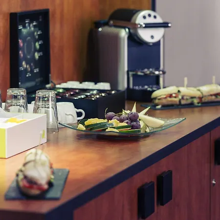 호텔 Mercure Saint Quentin 모르파