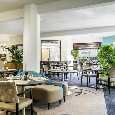 Mercure Saint Quentin 4* 모르파