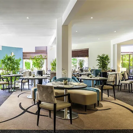 ホテル Mercure Saint Quentin