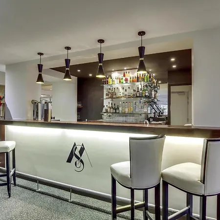 Hotel Mercure Saint Quentin 4*