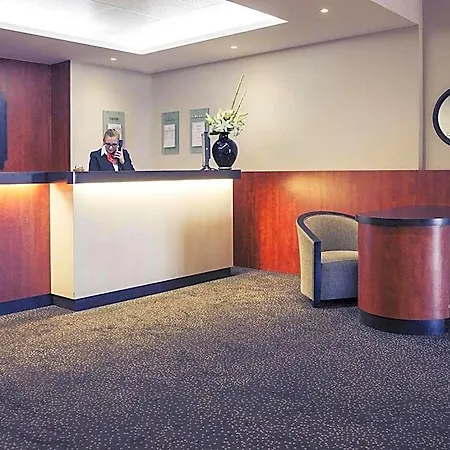 Mercure Saint Quentin Hotell Maurepas (Yvelines)
