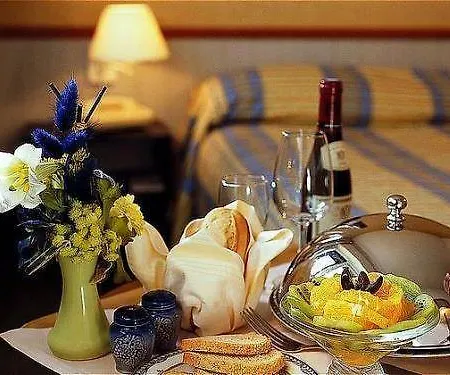 Hotel Mercure Maurepas Saint Quentin