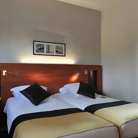 Mercure Maurepas Saint Quentin 4*