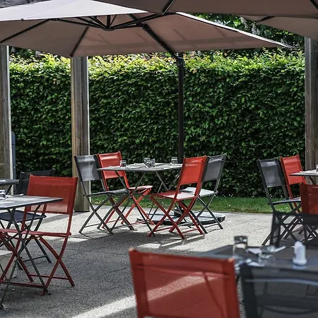 Mercure Saint Quentin 모르파