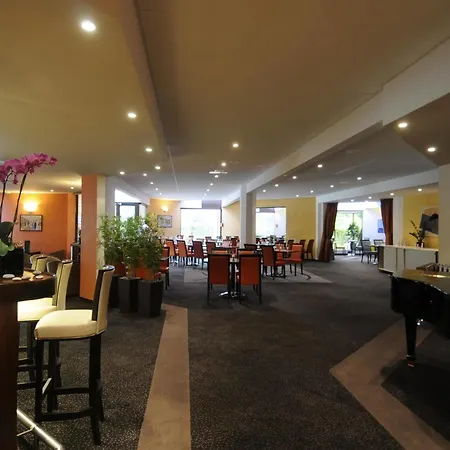 Mercure Saint Quentin 4*