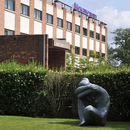 Mercure Maurepas Saint Quentin 4*