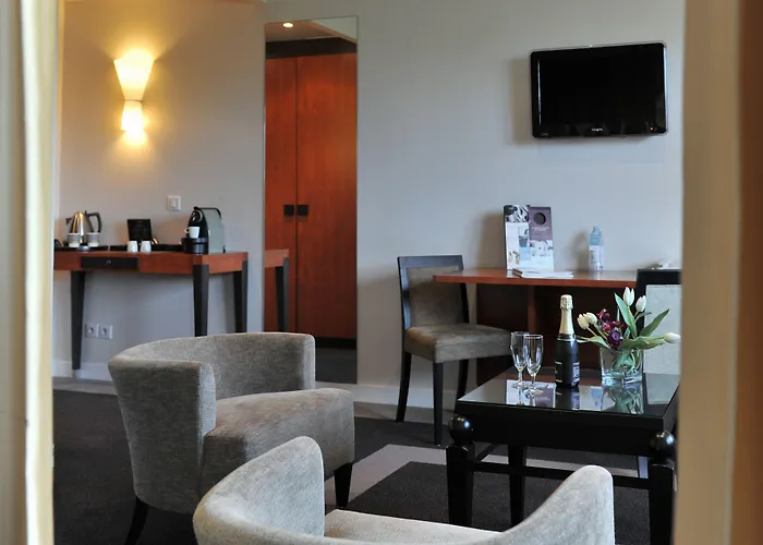 Mercure Saint Quentin 4*