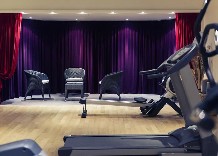 Mercure Saint Quentin Ξενοδοχείο 4*