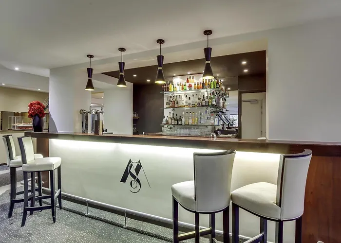 Mercure Saint Quentin 4*