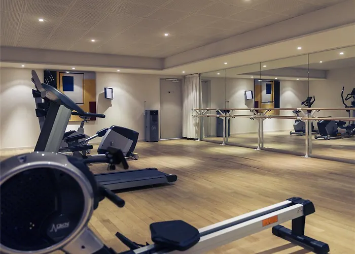 Ξενοδοχείο Mercure Saint Quentin 4*